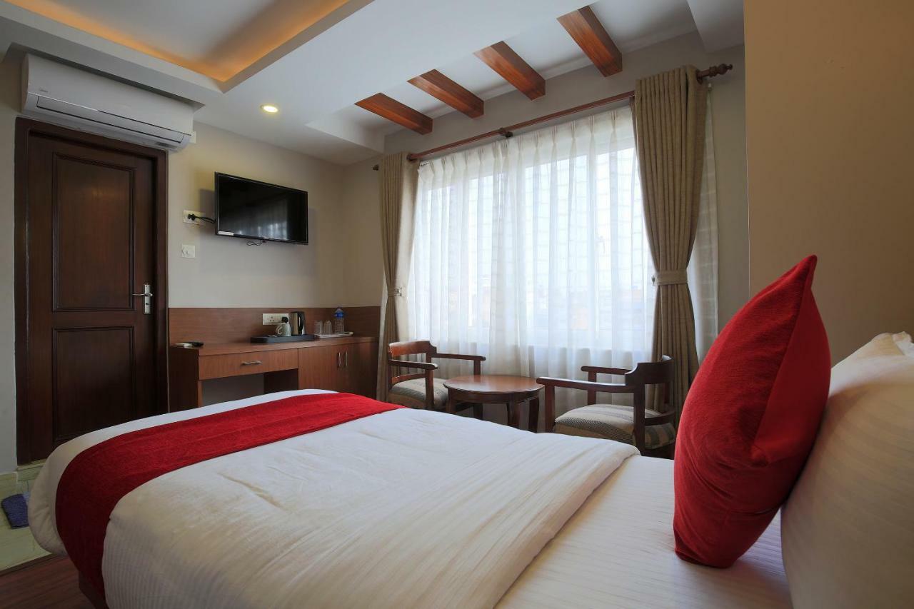 Oyo 453 Hotel Gurkha Heritage Kathmandu Exterior photo