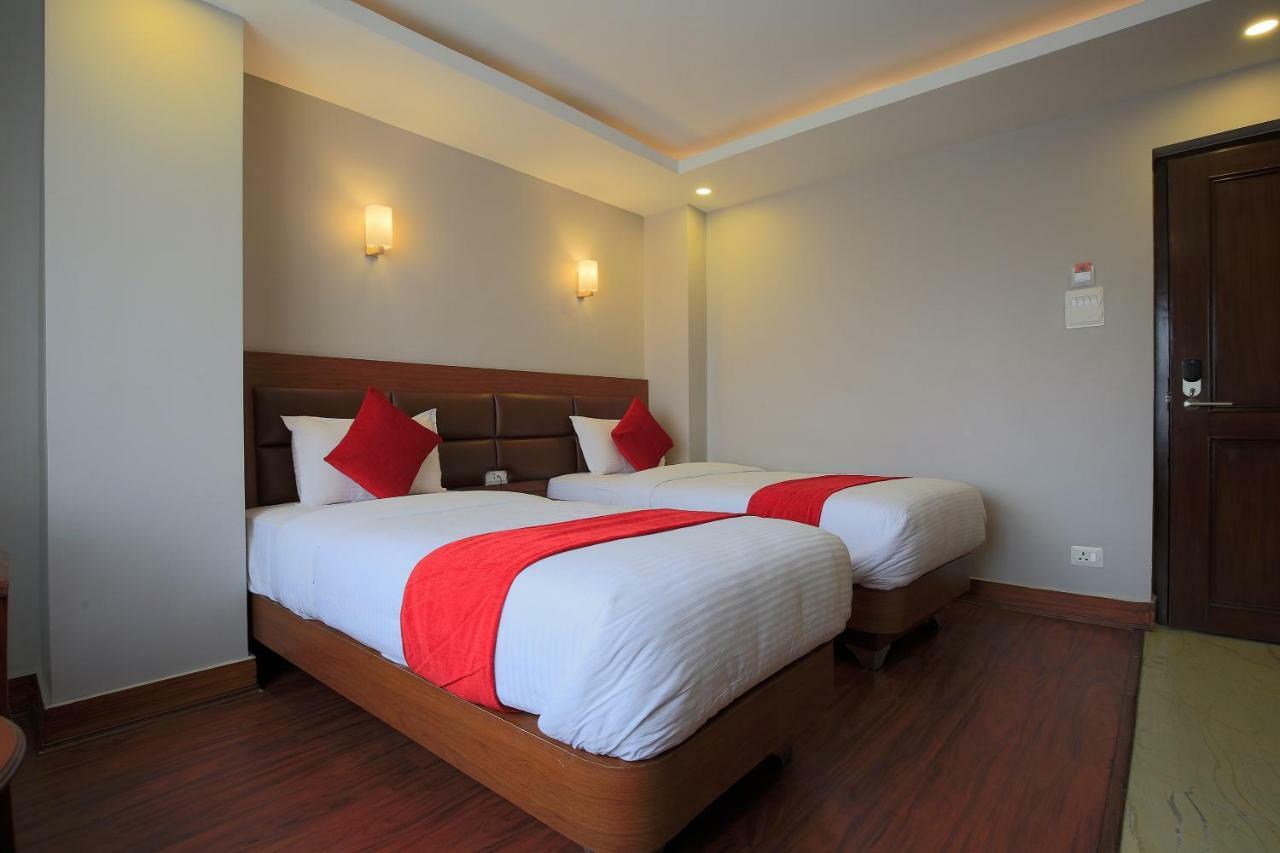 Oyo 453 Hotel Gurkha Heritage Kathmandu Exterior photo
