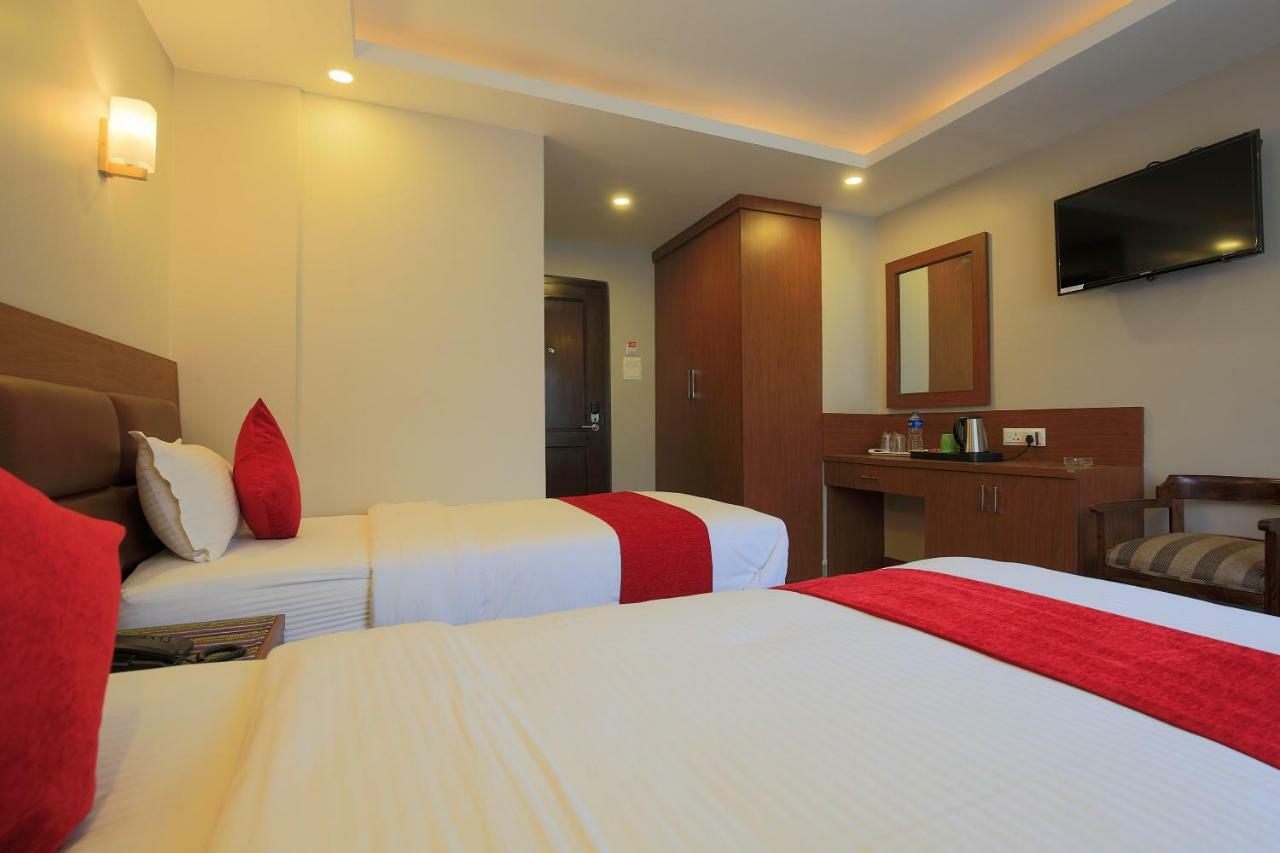 Oyo 453 Hotel Gurkha Heritage Kathmandu Exterior photo